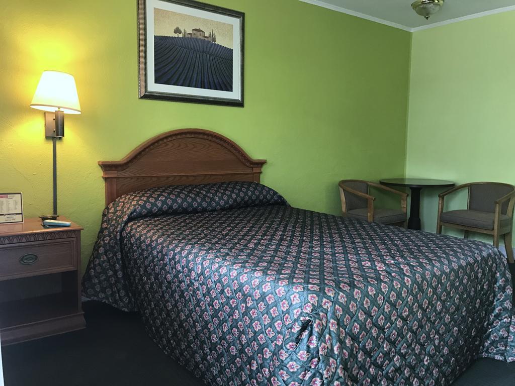 Economy Inn Danville Esterno foto