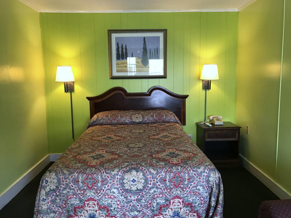 Economy Inn Danville Esterno foto