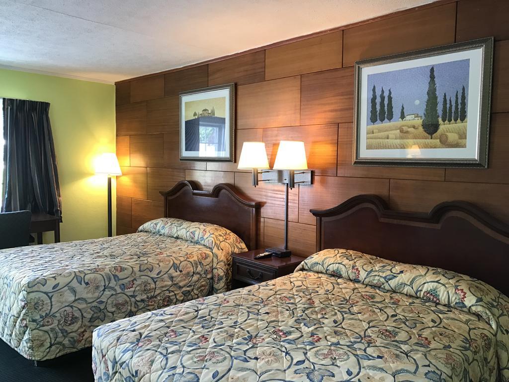 Economy Inn Danville Esterno foto