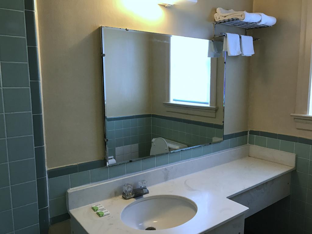 Economy Inn Danville Esterno foto